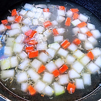 冬瓜胡萝卜肉丸汤的做法图解7