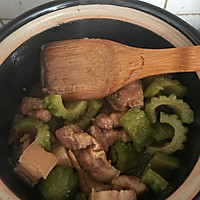 苦瓜炖五花肉的做法图解10