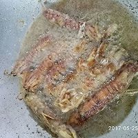 椒盐皮皮虾的做法图解6