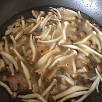蟹味菇肉汤的做法图解6