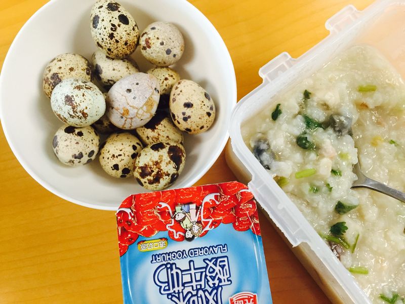 Congee with preserved egg and lean meat