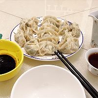 韭菜鸡蛋瘦虾皮饺子的做法图解8