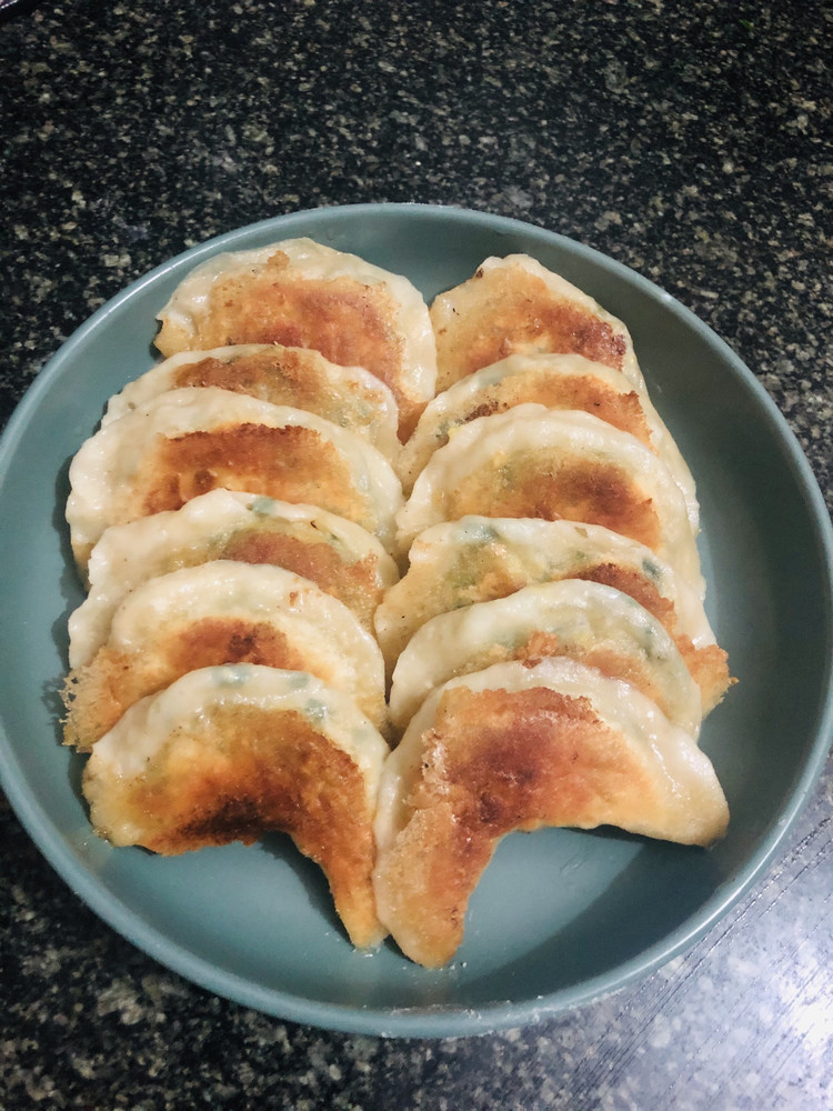 素锅贴的做法