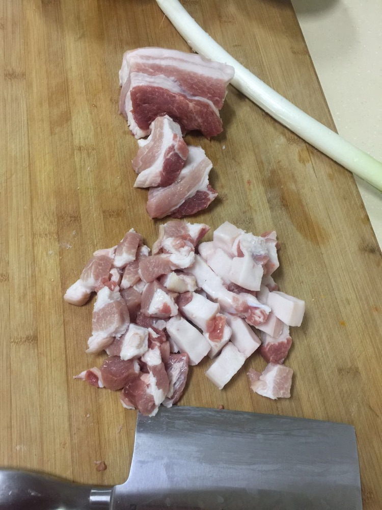 红烧肉的做法图解1