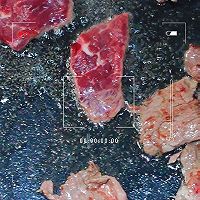 煎牛肉的做法图解1
