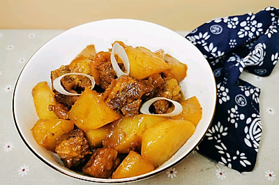 白萝卜红烧牛腩