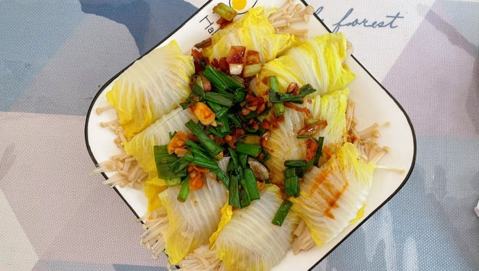 蒜蓉娃娃菜金针菇肉卷（白玉卷）