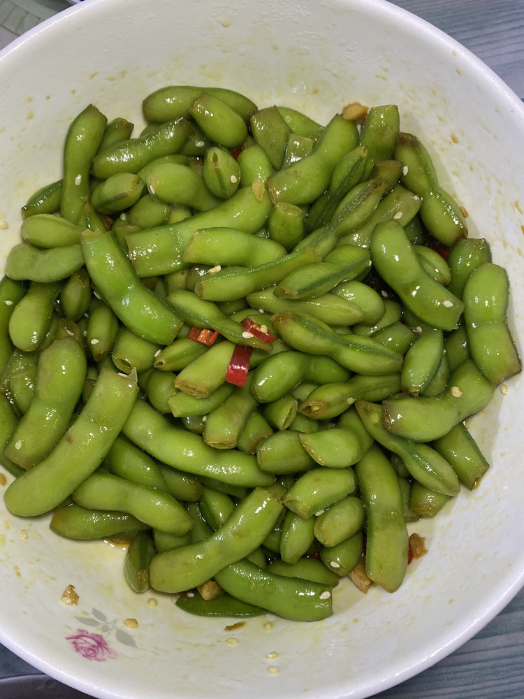 凉拌毛豆的做法