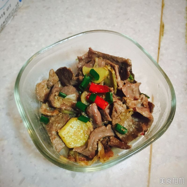 简单又下饭：姜葱炒猪舌的做法