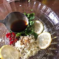 网红酸辣柠檬脱骨鸡爪的做法图解3