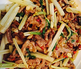 芹菜炒牛肉的做法