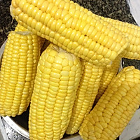 玉米牛奶汁的做法图解1