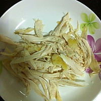 土豆丁炒鸡丝的做法图解1