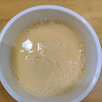 姜汁核桃炖蛋的做法图解2