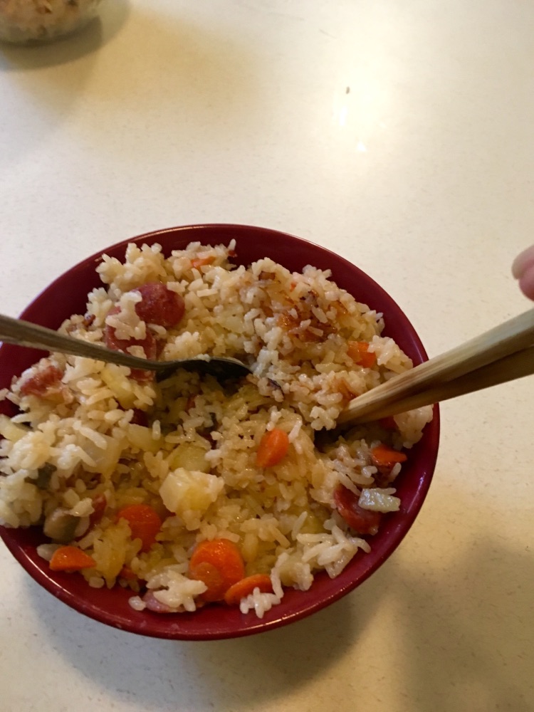 腊肠土豆焖饭