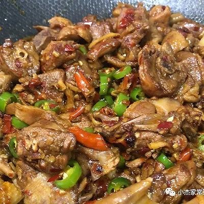 美味下饭！不用一滴水的啤酒鸭 ，进来教你做！