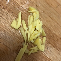 炒贝壳肉的做法图解1