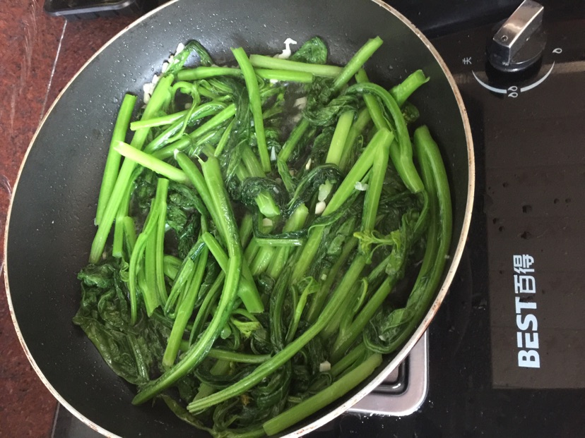 蒜香春菜心的做法图解4