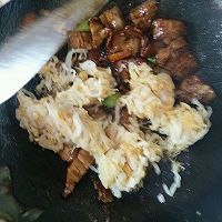 猪肉酸菜炖粉条的做法图解8