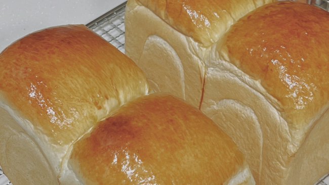 #冬日治愈时刻#超级软棉炼乳吐司的做法