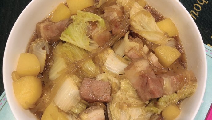 白菜炖粉条土豆