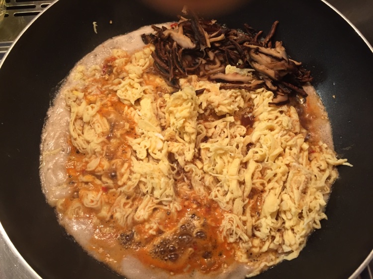香菇鸡蛋牛肉面（附酱牛肉制作方法）的做法图解12