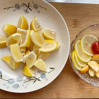 #助力高考营养餐#自制柠檬蜂蜜气泡水的做法图解2