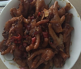 红烧香辣鸡爪的做法