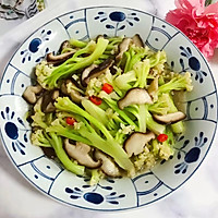 #憋在家里吃什么#小米椒鲜香菇炒菜花的做法图解20
