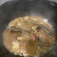 金龙鱼橄榄油之红烧海鲫鱼的做法图解5
