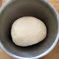 胡萝卜玉米猪肉水饺的做法图解1