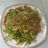 圆白菜炒粉丝（包菜粉丝）的做法图解6