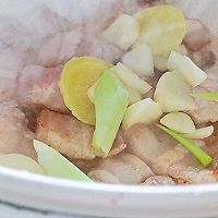 下饭菜:辣白菜炒五花肉的做法图解3