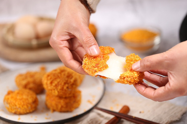 外酥里糯“夹心红薯饼”