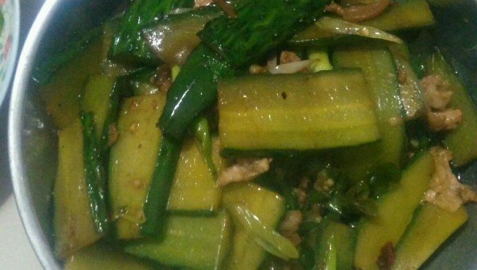 黄瓜炒肉