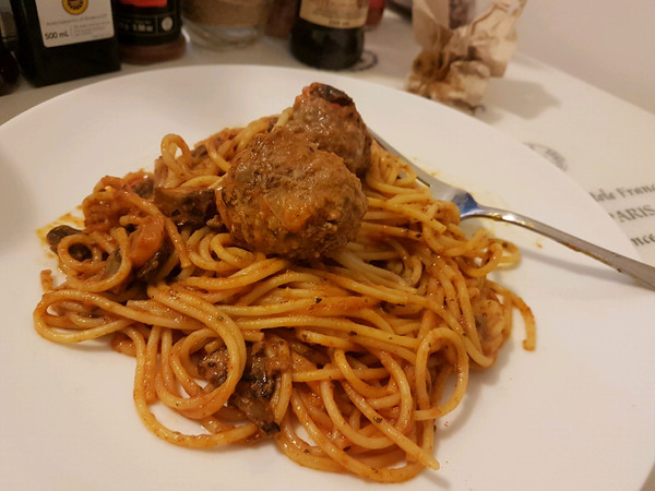 肉丸子面 meatball pasta
