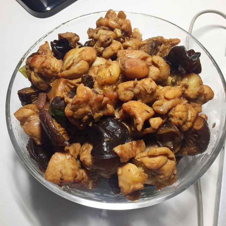 黄焖鸡的做法