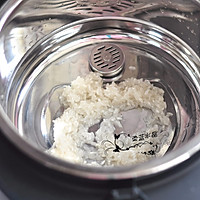 鲜虾芦笋粥的做法图解1