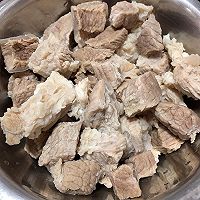西红柿胡萝卜土豆炖牛腩的做法图解3
