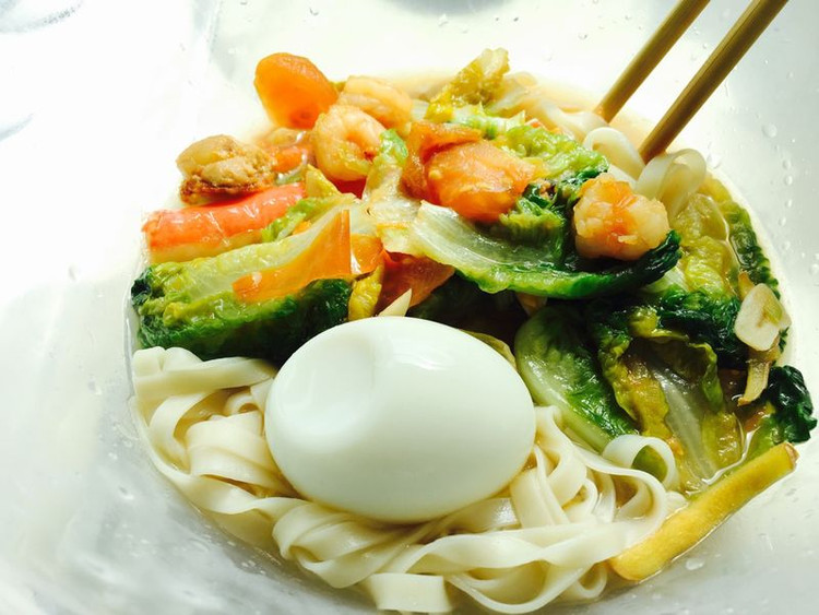 时蔬海鲜面的做法