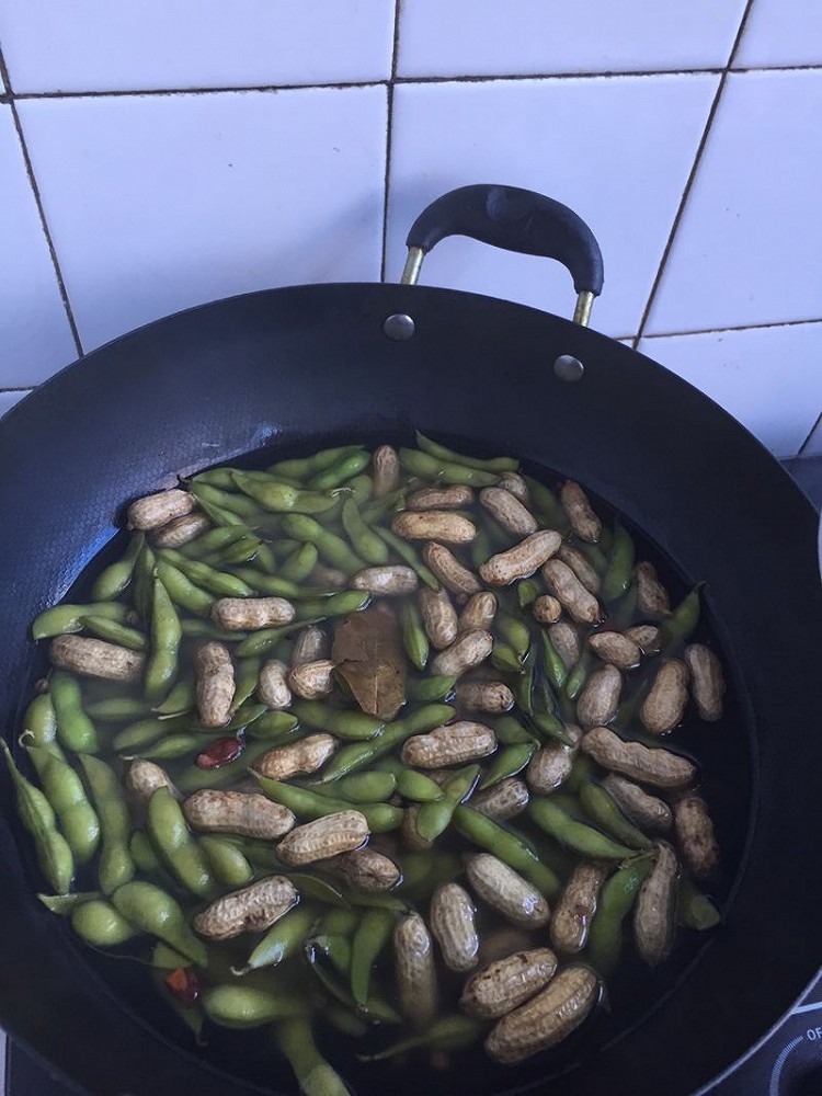 五香花生毛豆的做法