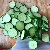 #父亲节，给老爸做道菜#黄瓜丝拌海蜇的做法图解3