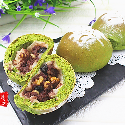 抹茶麻薯夹馅面包