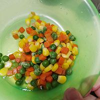 玉米笋缤纷沙拉的做法图解1
