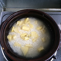 香肠砂锅洋芋饭的做法图解2