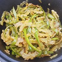 #橄想橄做，就是中国味#青椒炒苦瓜的做法图解10