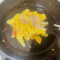 蟹柳滑蛋吐司的做法图解6