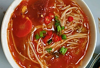 番茄浓汤烩金针菇的做法