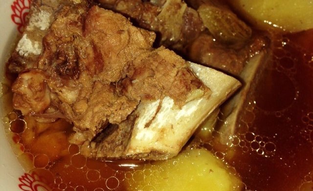 【肉虫子最爱】土豆排骨汤