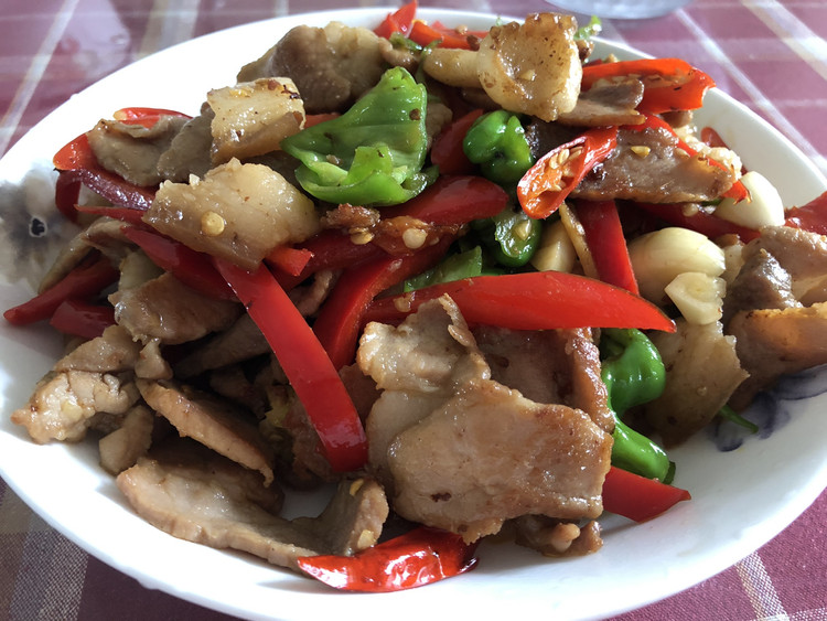 农家小炒肉的做法